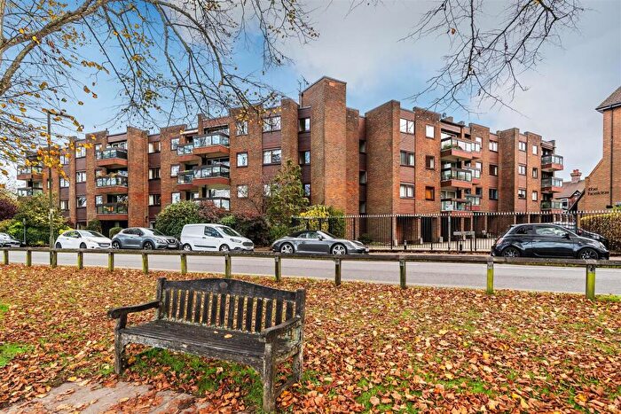 2 Bedroom Apartment To Rent In Church Lane, Oxted, RH8