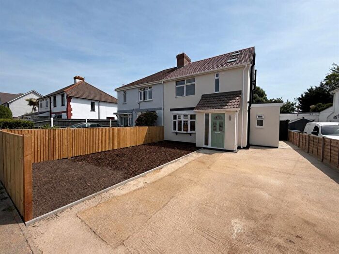 4 Bedroom Semi Detached House For Sale In Southways, Stubbington, Fareham, PO14