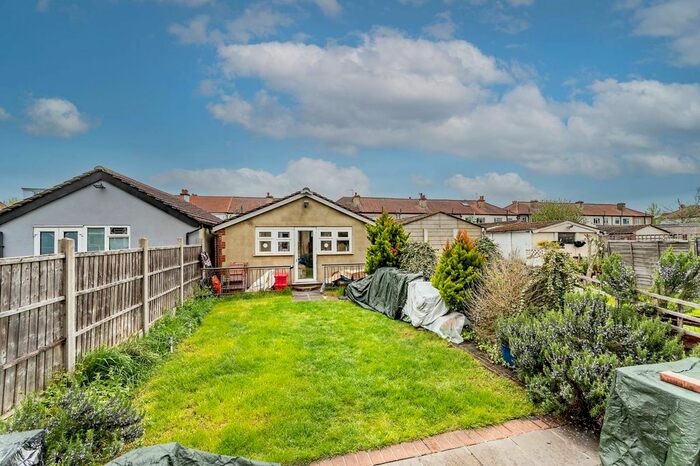 3 Bedroom End Of Terrace House To Rent In Manor Way, Mitcham, CR4