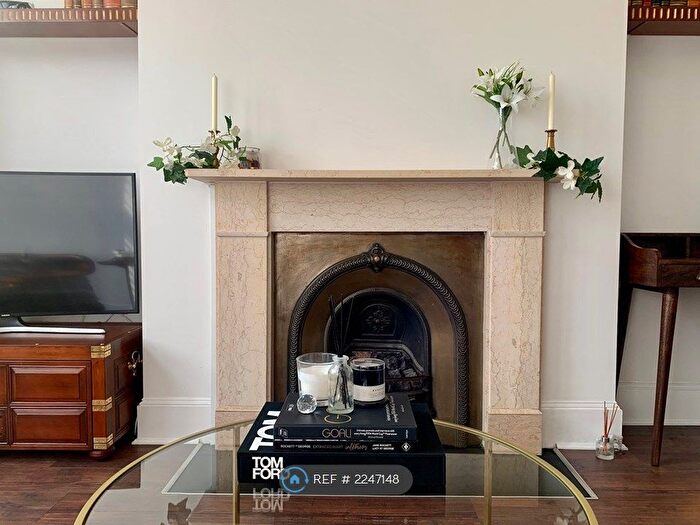 2 Bedroom Flat To Rent In Hampstead, London, NW3