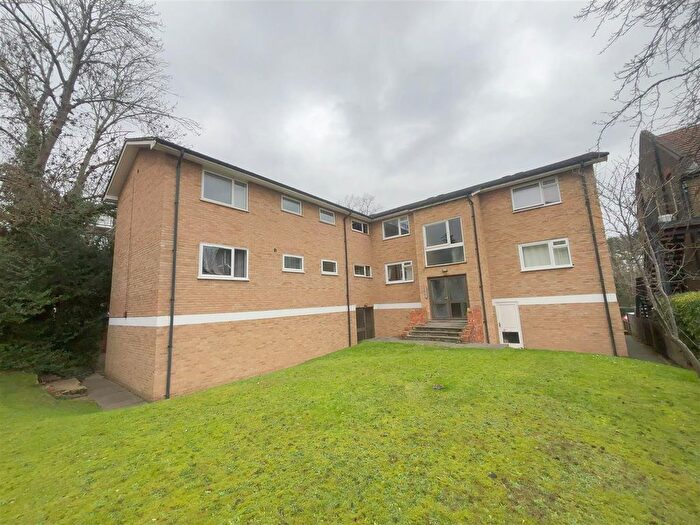 1 Bedroom Flat To Rent In Park Hill Road, Bromley, BR2