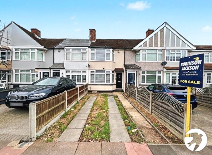 2 Bedroom Terraced House For Sale In Harcourt Avenue, Sidcup, Kent, DA15