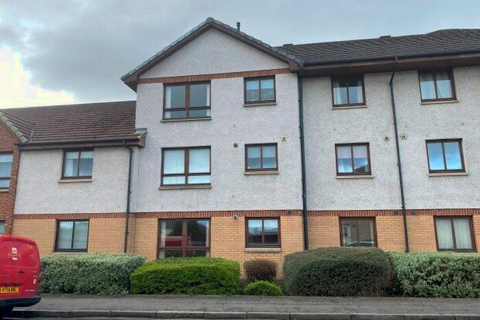 2 Bedroom Flat To Rent In Johnston Court, Falkirk, FK2