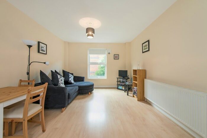 1 Bedroom Flat To Rent In Boston Place, London, NW1