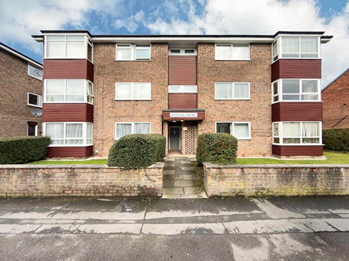 2 Bedroom Flat For Sale In Halsall Court, Ormskirk, L39