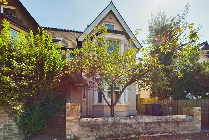 8 Bedroom Semi-Detached House For Sale In Chesterton Road, Cambridge, Cambridgeshire, CB4