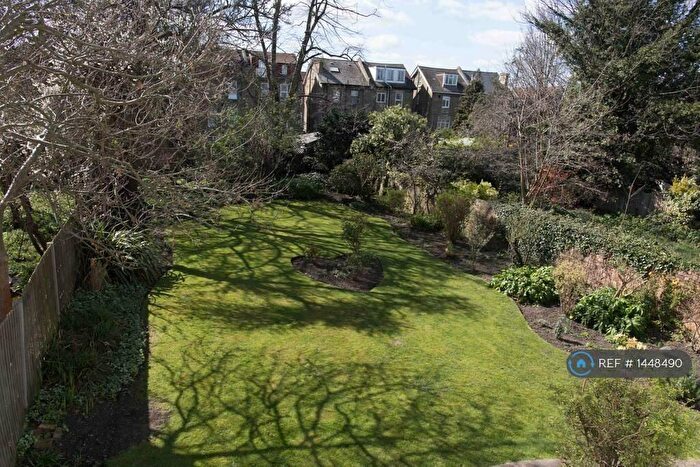 2 Bedroom Flat To Rent In Burnt Ash Hill, London, SE12