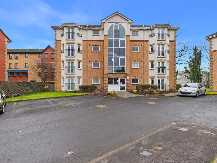 2 Bedroom Flat For Sale In Strathleven Place, Dumbarton, G82