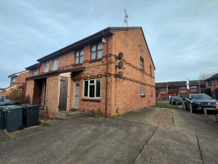 1 Bedroom Ground Maisonette To Rent In Maypole Road, Gravesend, Kent, DA12