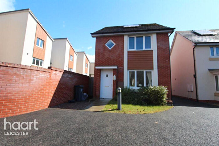 2 Bedroom Detached House To Rent In Watkin Road, Leicester, LE2