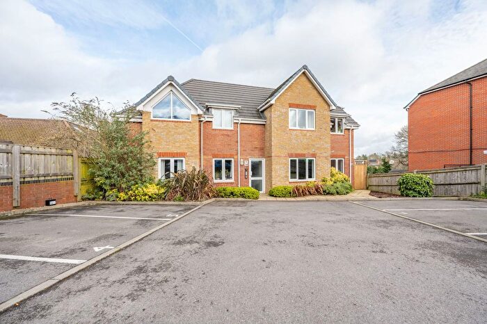 1 Bedroom Flat To Rent In Botley Road, Park Gate, Southampton, SO31