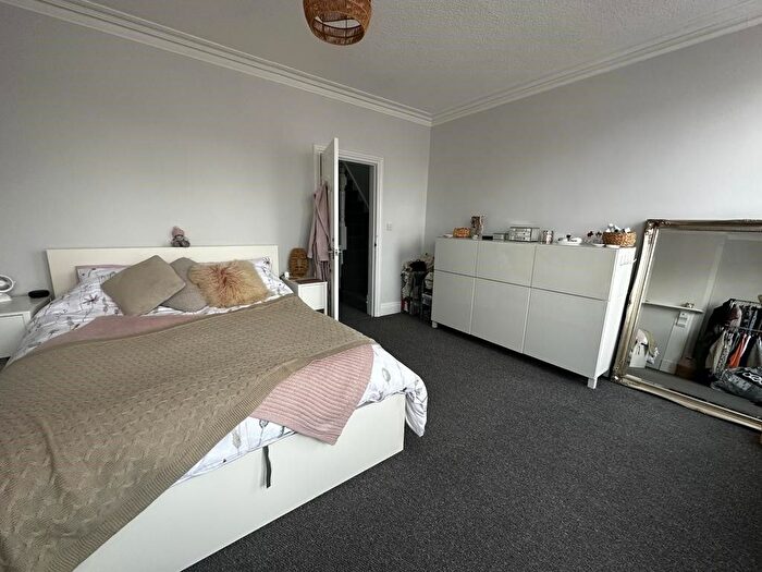 3 Bedroom Semi-detached House To Rent In Melbourne Road, West Bridgford, NG2