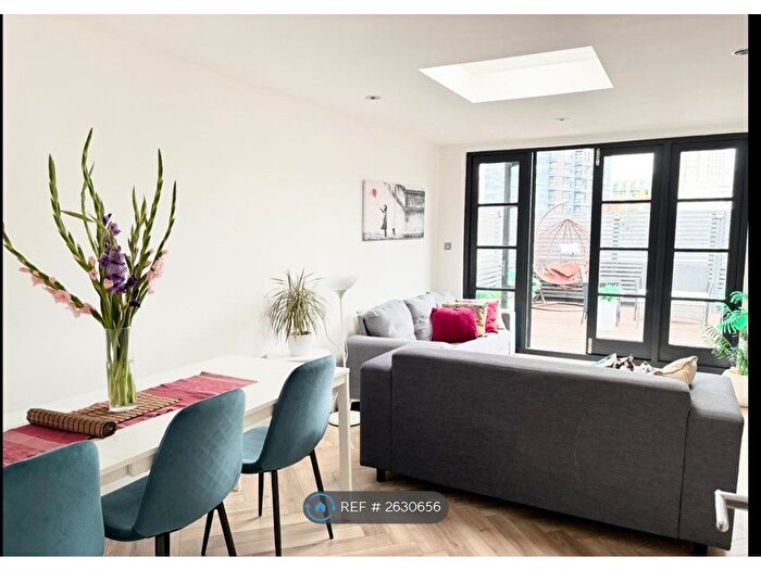 3 Bedroom Flat To Rent In Brondesbury Road, London, NW6