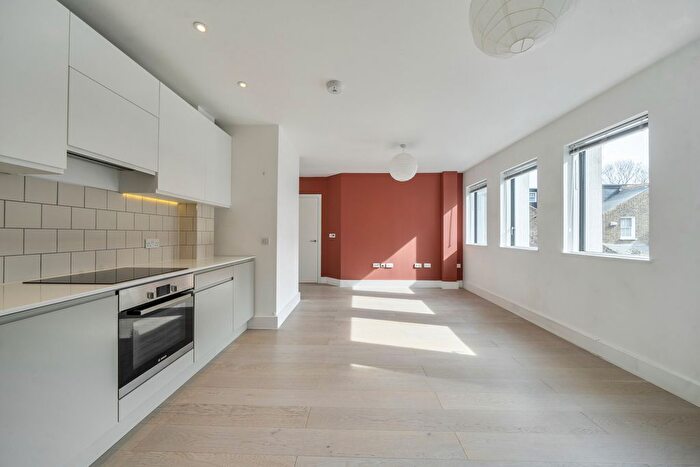 2 Bedroom Flat For Sale In Osborn Terrace, London, SE3