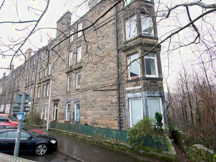 2 Bedroom Flat To Rent In Albion Terrace, Easter Road, Edinburgh, EH7