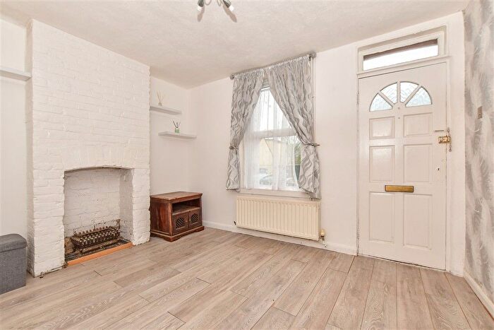 2 Bedroom Terraced House For Sale In London Road, Dover, Kent, CT17