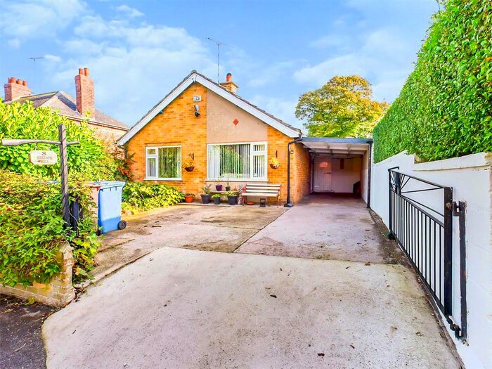 3 Bedroom Detached Bungalow For Sale In Station Hill, Wetwang, Driffield, YO25