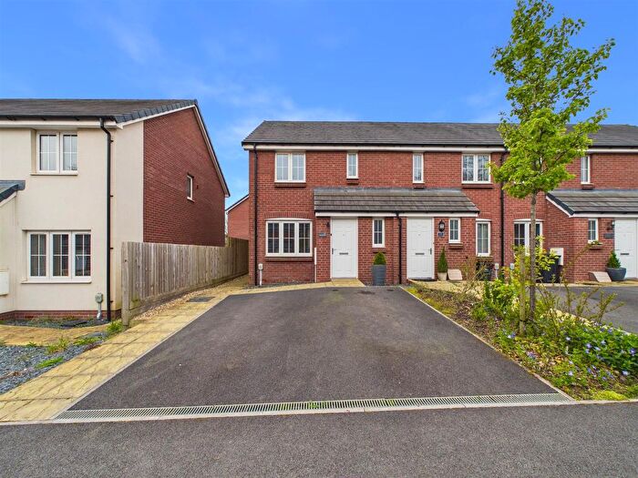 3 Bedroom End Terrace House For Sale In Riverton Road, Barnstaple, EX31