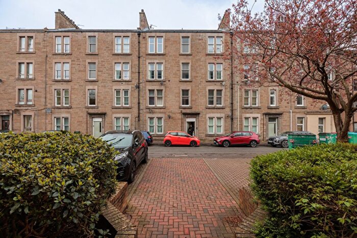 1 Bedroom Flat For Sale In Benvie Road, Dundee, DD2