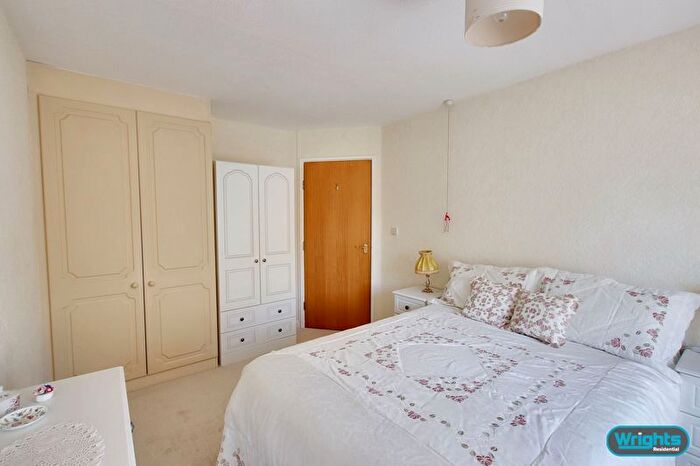 1 Bedroom Flat For Sale In Polebarn Road, Trowbridge, BA14