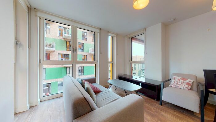 1 Bedroom Flat To Rent In Cable Walk, London, SE10