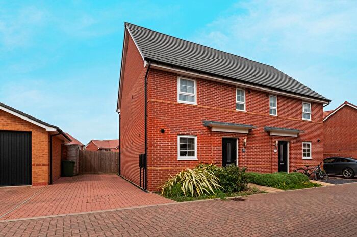 3 Bedroom Semi-Detached House To Rent In Lockwood Way, Peterborough, PE7