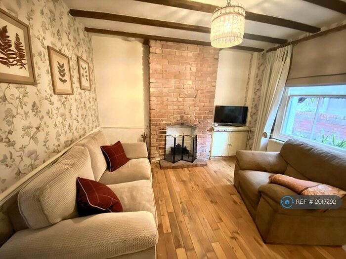 2 Bedroom Semi-Detached House To Rent In Church Walks, Prestatyn, LL19