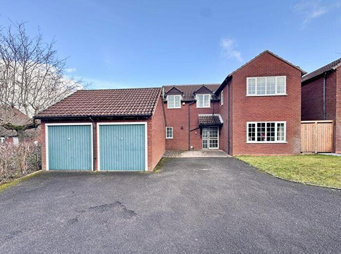 4 Bedroom Detached House For Sale In Shelley Drive, Four Oaks, Sutton Coldfield, B74