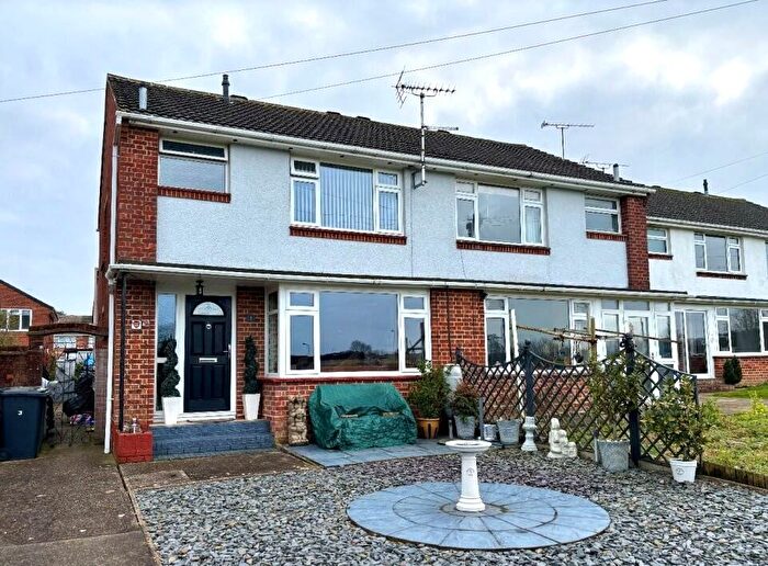 3 Bedroom Semi Detached House For Sale In Fair Oak, SO50