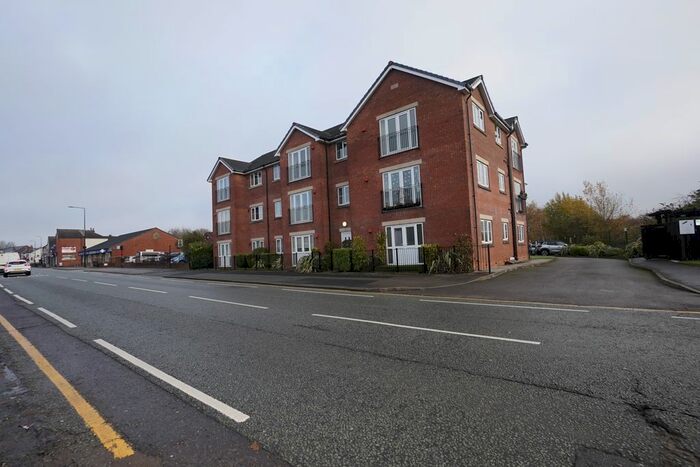 2 Bedroom Flat To Rent In Wigan Road, Ashton In Makerfield, Wigan, WN4