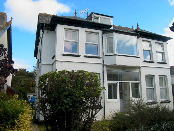 1 Bedroom Flat To Rent In Flexbury Avenue, Bude, EX23
