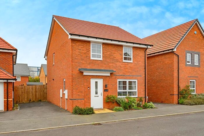 4 Bedroom Detached House For Sale In Wentworth Close, Tamworth, B78