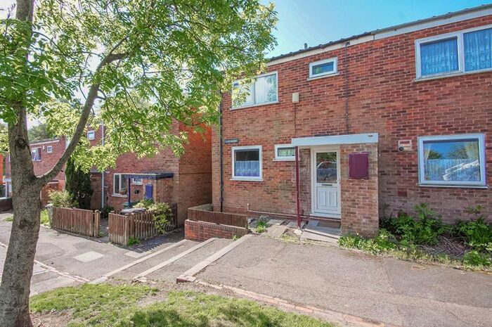 3 Bedroom End Of Terrace House To Rent In Astley Close, Redditch B98