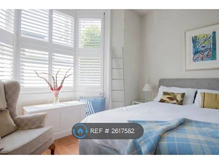 1 Bedroom Flat To Rent In Russell Square, Brighton, BN1