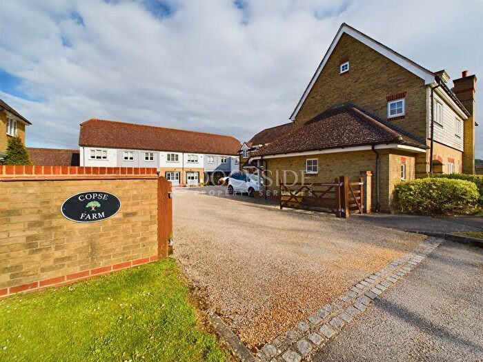 1 Bedroom Flat To Rent In Chattenden Lane, ME3