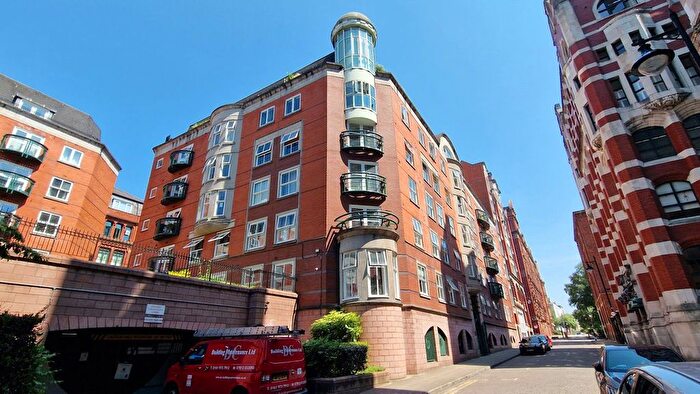 2 Bedroom Flat To Rent In Granby Row, Manchester, M1