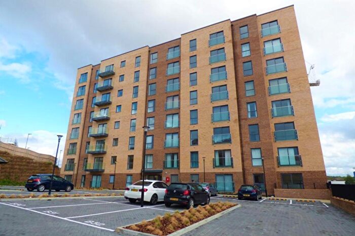 2 Bedroom Flat For Sale In Stirling Drive, Brooklands Court Stirling Drive, LU2