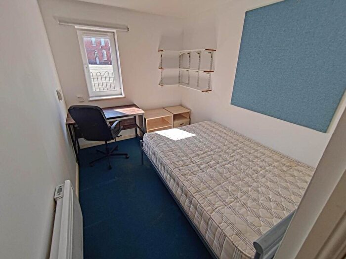 1 Bedroom Flat To Rent In Gwennyth House, Flat, Room, Gwennyth Street, Cathays, CF24