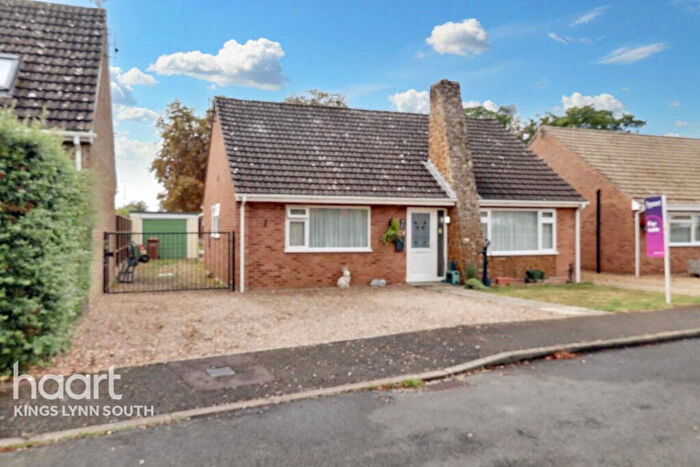 3 Bedroom Detached Bungalow For Sale In Willow Drive, Tilney All Saints, PE34