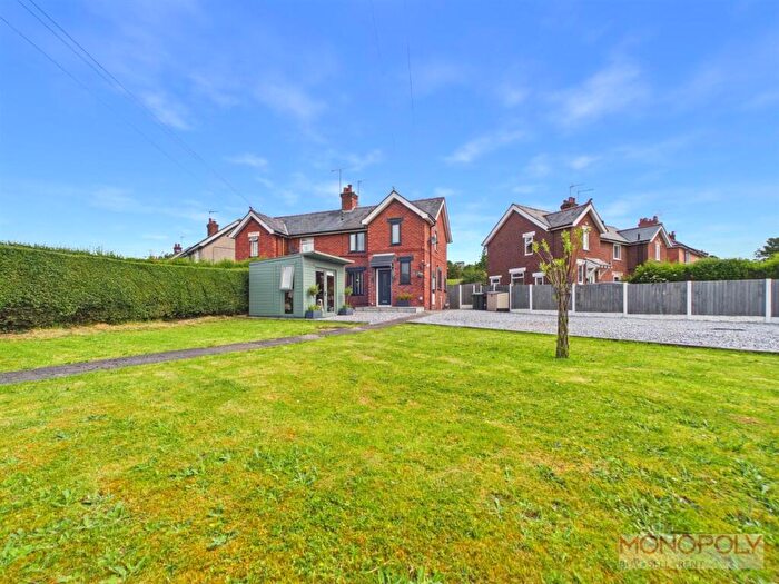 2 Bedroom Semi-Detached House For Sale In Cae Gwilym Lane, Cefn Mawr, LL14
