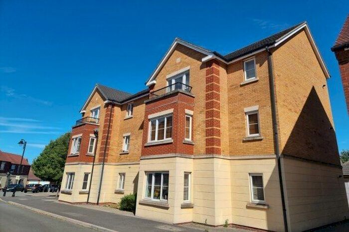 1 Bedroom Flat To Rent In Brigadier Gardens, Ashford, TN23