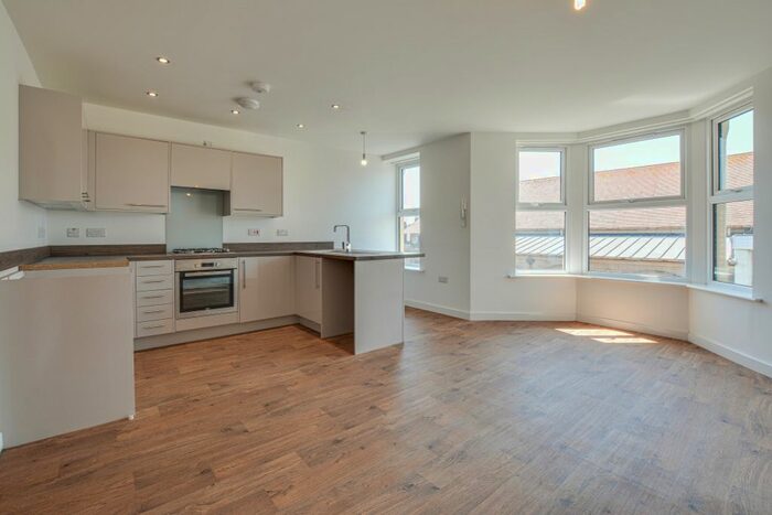 2 Bedroom Flat To Rent In Regent Road, West End, Morecambe, LA3