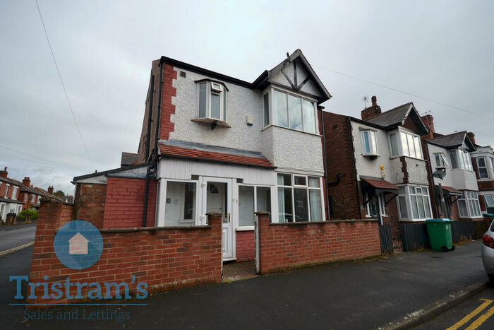 6 Bedroom Semi-Detached House To Rent In Greenfield Street, Nottingham, NG7