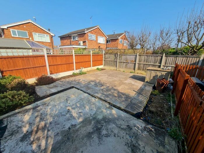 2 Bedroom Maisonette To Rent In Kelvedon Close, Off Patching Hall Lane, Chelmsford, CM1