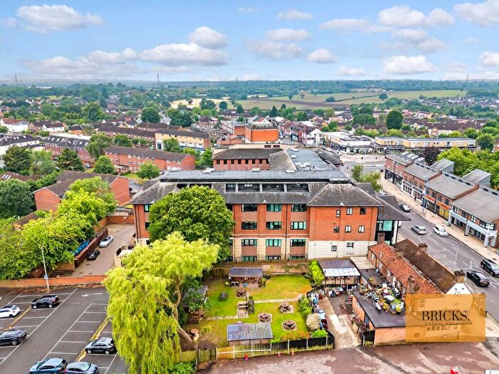 1 Bedroom Apartment To Rent In Key Point, High Street, Potters Bar, EN6