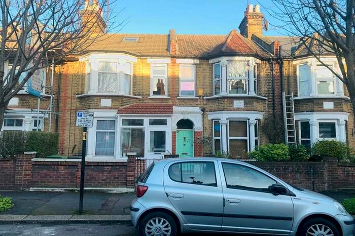 3 Bedroom Terraced House To Rent In Chelmsford Road, Walthamstow, London, E17