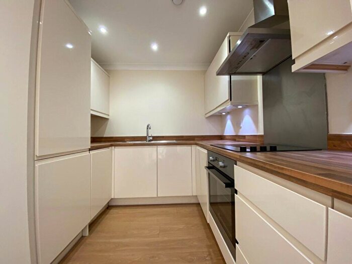 1 Bedroom Apartment To Rent In Gowring House, Market Street, Bracknell, Berkshire, RG12