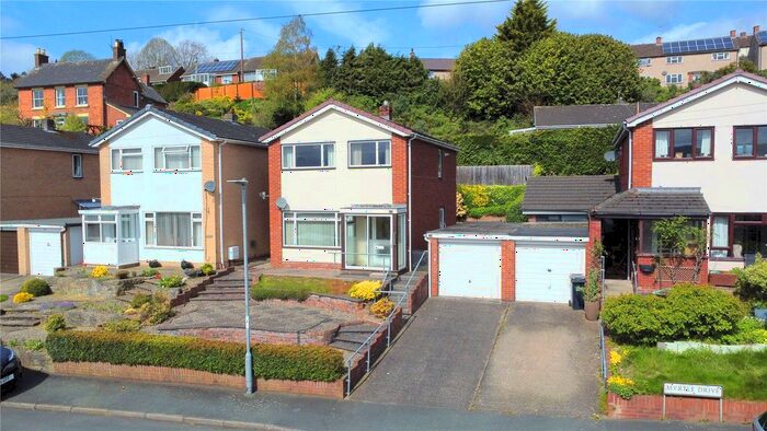 3 Bedroom Detached House For Sale In Myrtle Drive, Welshpool, Powys, SY21