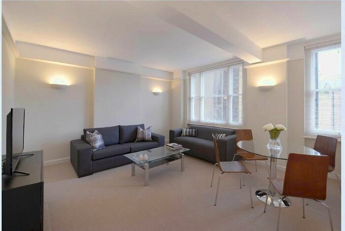2 Bedroom Flat To Rent In Hill Street, Mayfair, London, W1J
