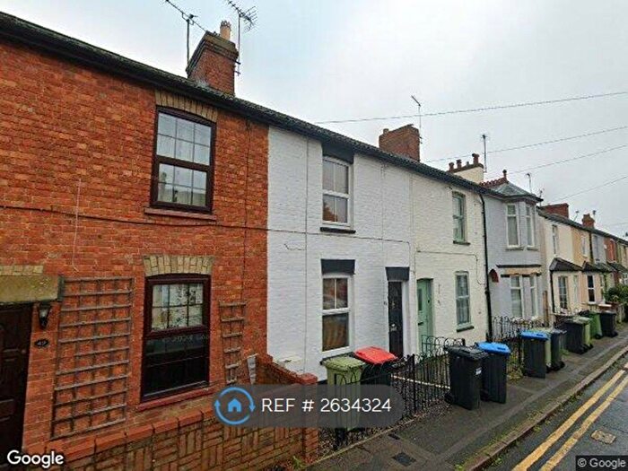 3 Bedroom Terraced House To Rent In Napier Street, Bletchley, Milton Keynes, MK2